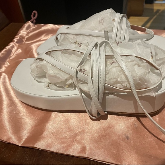 Amina Muaddi Jamie Sandals - Picture 2 of 4